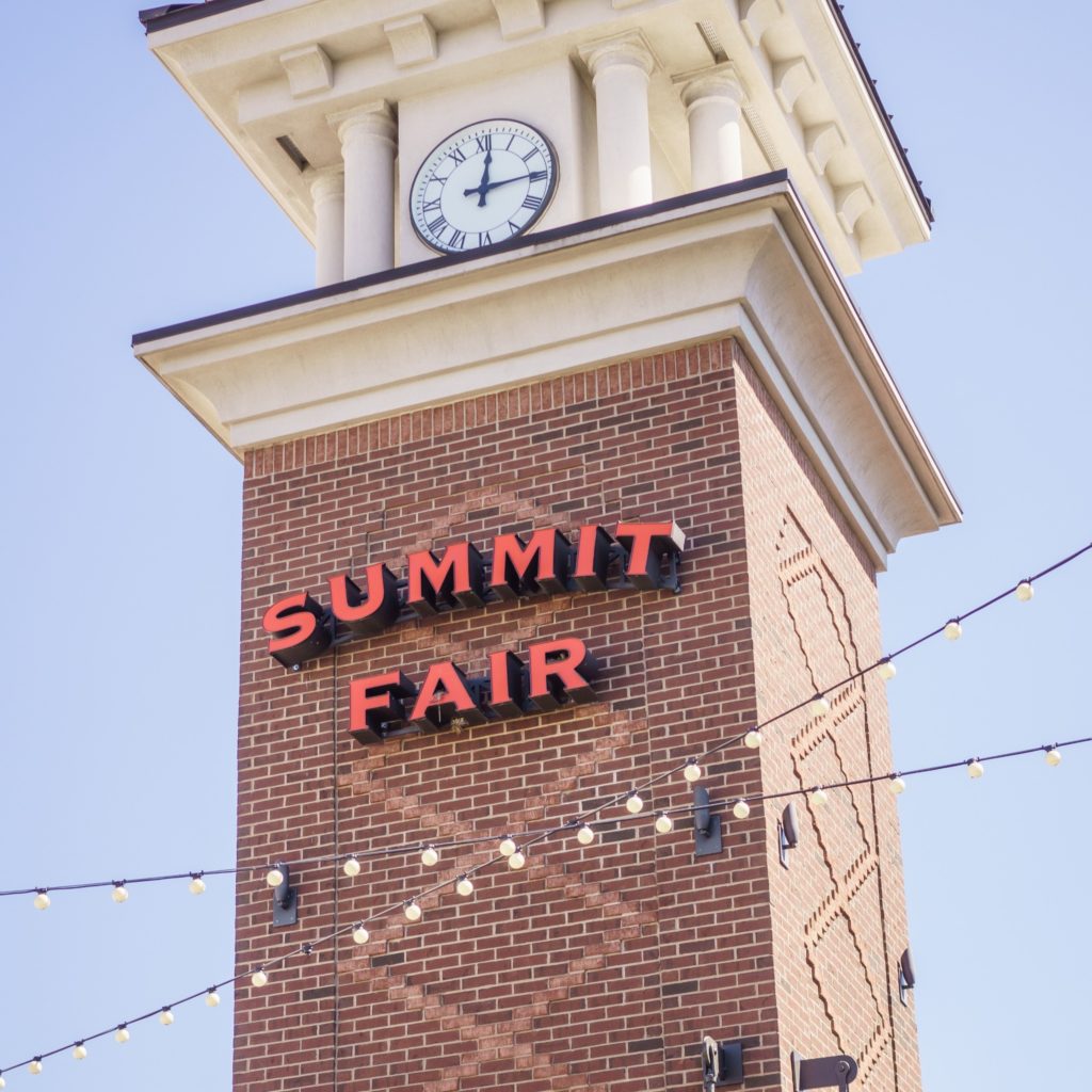 New stores open at Summit Fair in Lee’s Summit